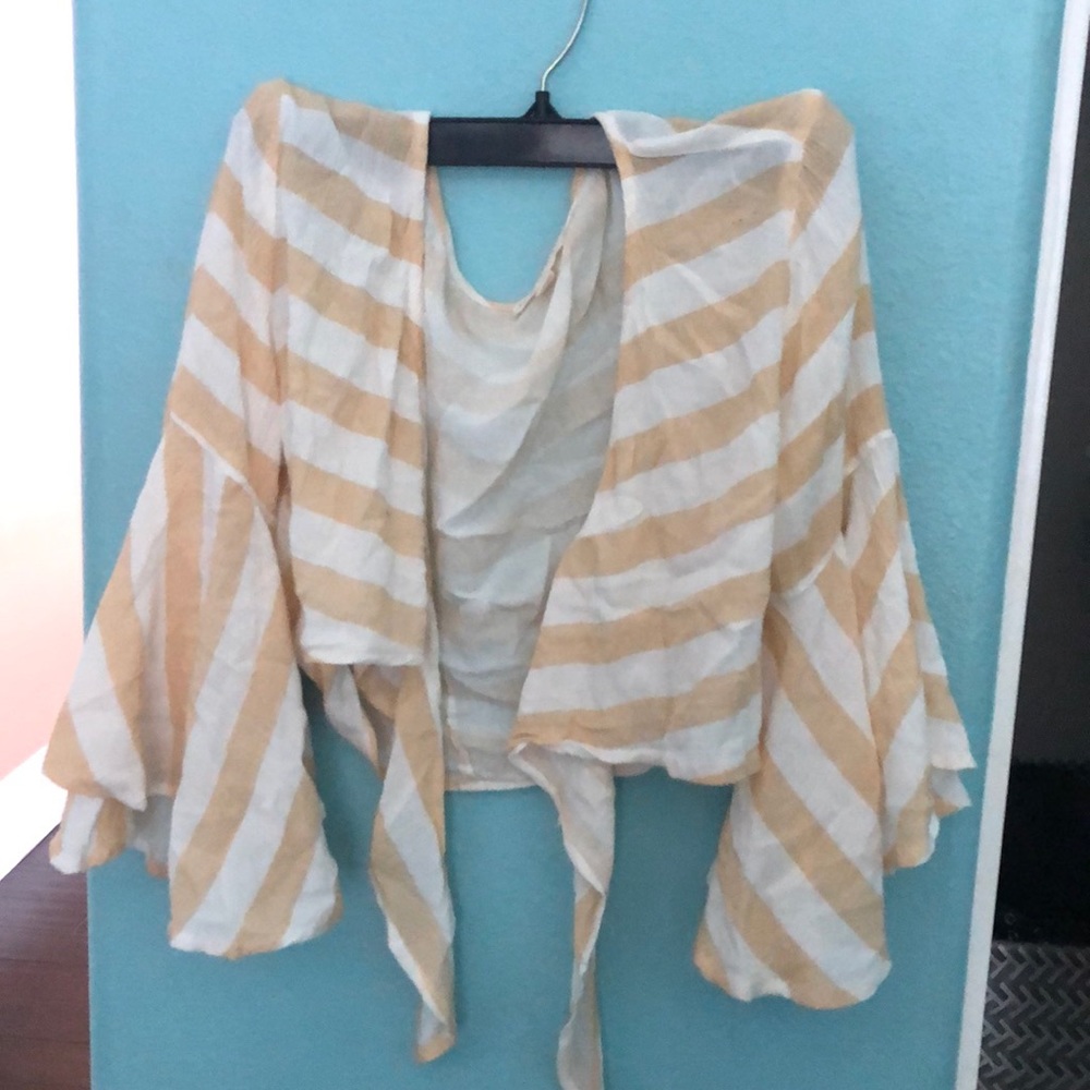 LA Hearts tie top with flared sleeves